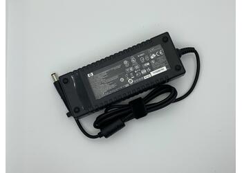 Блок живлення для ноутбука HP 135W 19V 7.1A 7.4x5.0mm pin NSTNN-LA01 Orig